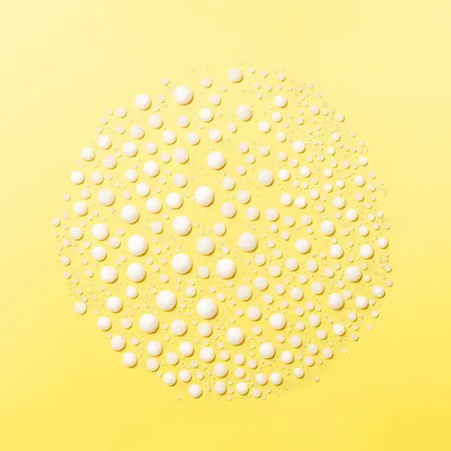 Сонцезахисний спрей-міст Garnier Vitamin C Brightening Over Make-up UV Mist SPF 50+ 75 мл - фото 3