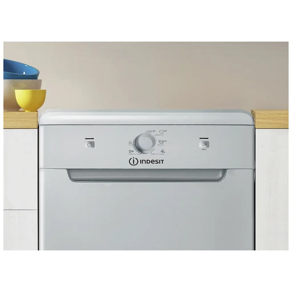 Посудомийна машина Indesit DSCFE1B10SRU - фото 4
