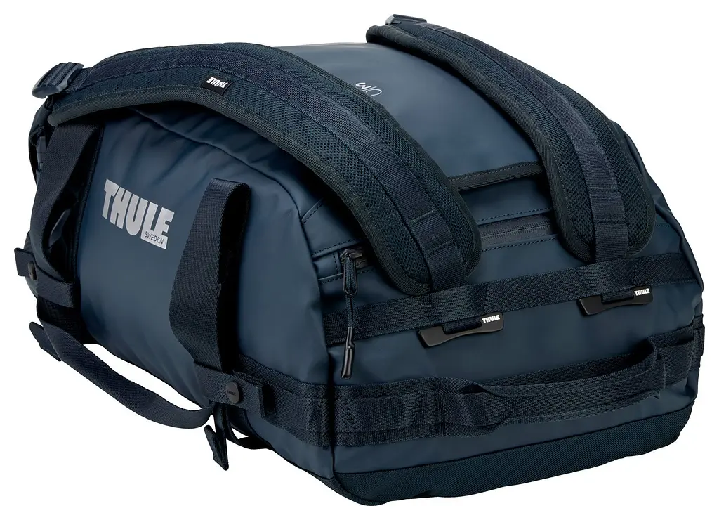 Спортивная сумка Thule Chasm Duffel 30L (Darkest Blue) 3205586 (TH 3205586) - фото 13