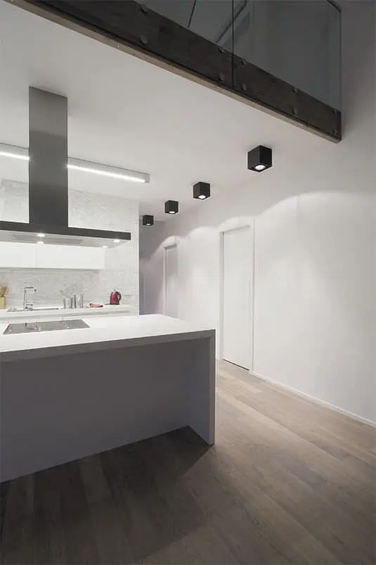 Подсветка тубус Brille накладная AL-710/1 GU5.3 BK MR16 36-293 - фото 17