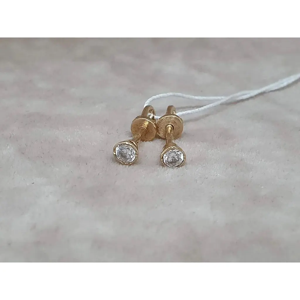 Золотые серьги-пуссеты Гаразд с фианитами. 3531639 - фото 3