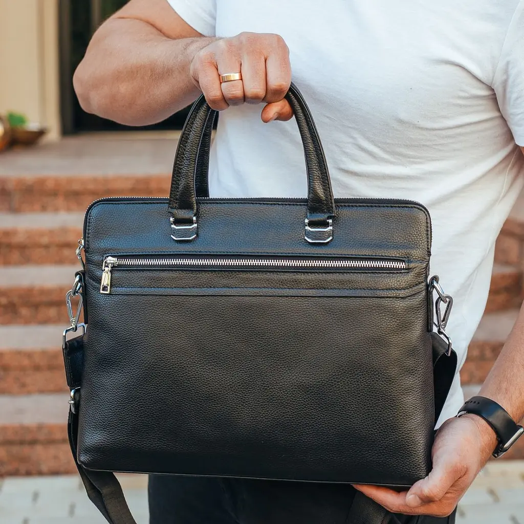 Шкіряна чоловіча сумка для документів та ноутбука чорна Tiding Bag NV23712 37 см - фото 9