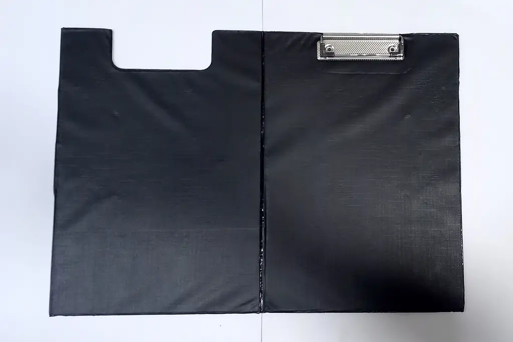 Кліпборд ПВХ 0321, планшет книжка А4/А3 із затискачем, бумвеніл, в пакеті (8058778152454) Чорний - фото 2