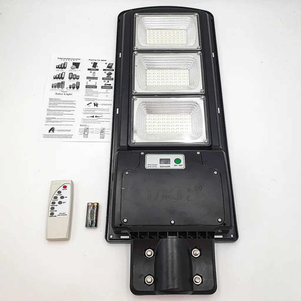 Ліхтар вуличний акумуляторний світильник 30000mAh з пультом на сонячній батареї LED Solar Street Light 375W UKC 7780 - фото 2