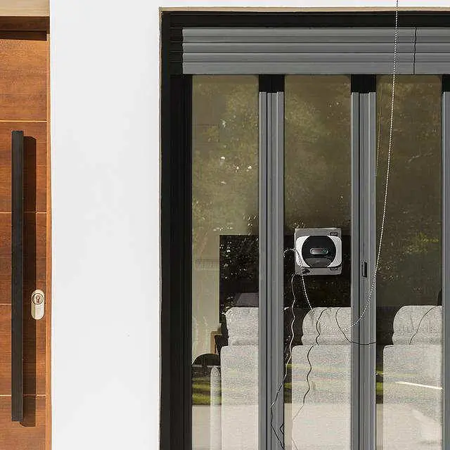 Робот для мойки окон Cecotec Conga Windroid 1290 DoubleSpray Connected - фото 8