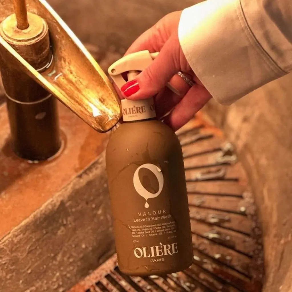 Незмивна спрей-маска для реконструкції волосся OLIE'RE PARIS Valour Leave In Hair Mask 300 мл - фото 2
