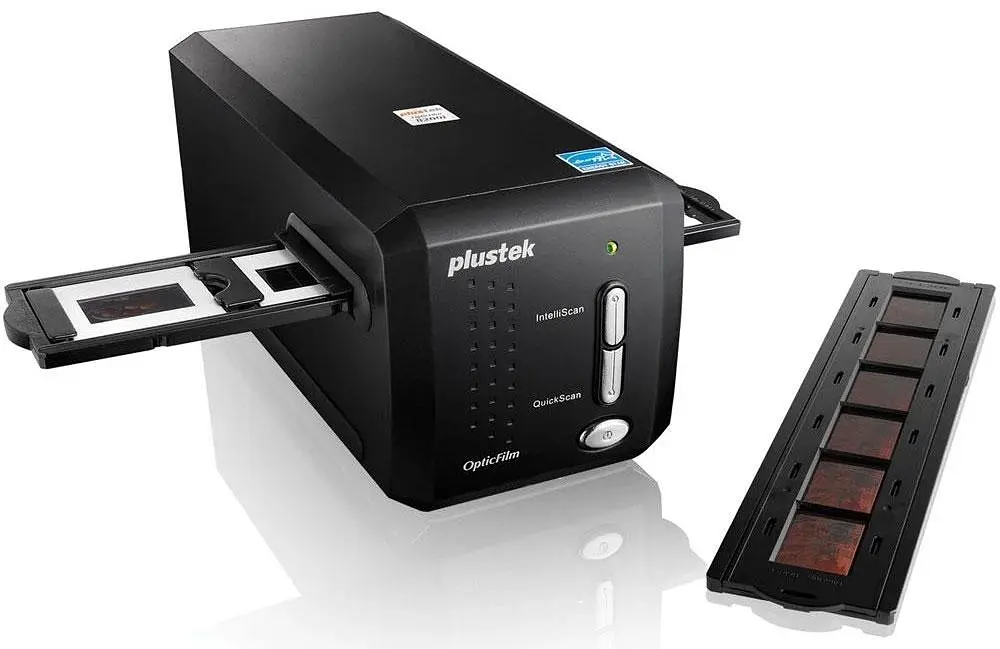 Сканер Plustek OpticFilm 8200i Ai (7200dpi 48bit LED Ai Studio8 плівковий слайд-сканер чорний) - фото 3