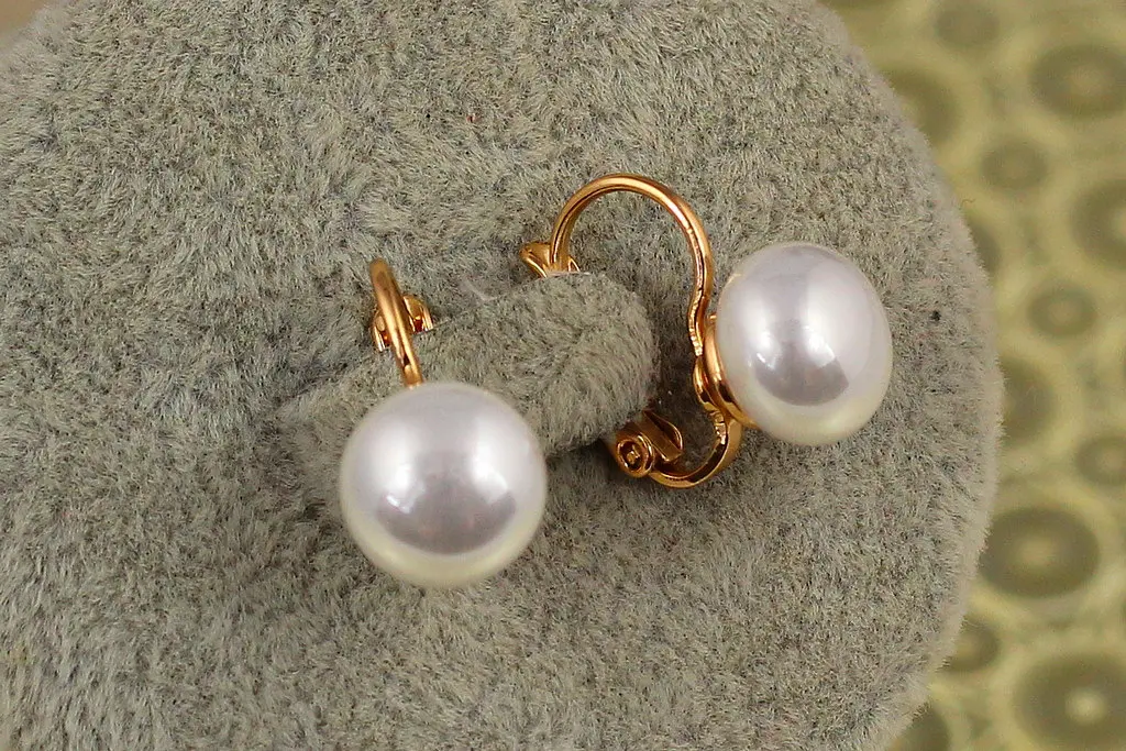 Сережки Xuping Jewelry перлина з французькою застібкою 1,6 см золотисті - фото 2