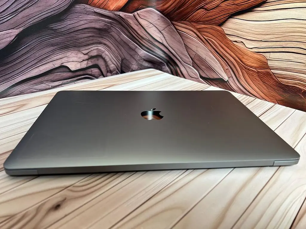Ноутбук Apple MacBook Pro 13" 2020 i7-1068NG7/32/512 (C02DH13YML85) Б/в - фото 8