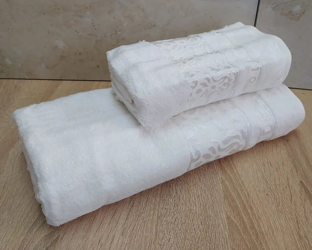 Набір турецьких бамбукових махрових рушників Cestepe 50х90+70х140 Bamboo Damaks White - фото 2