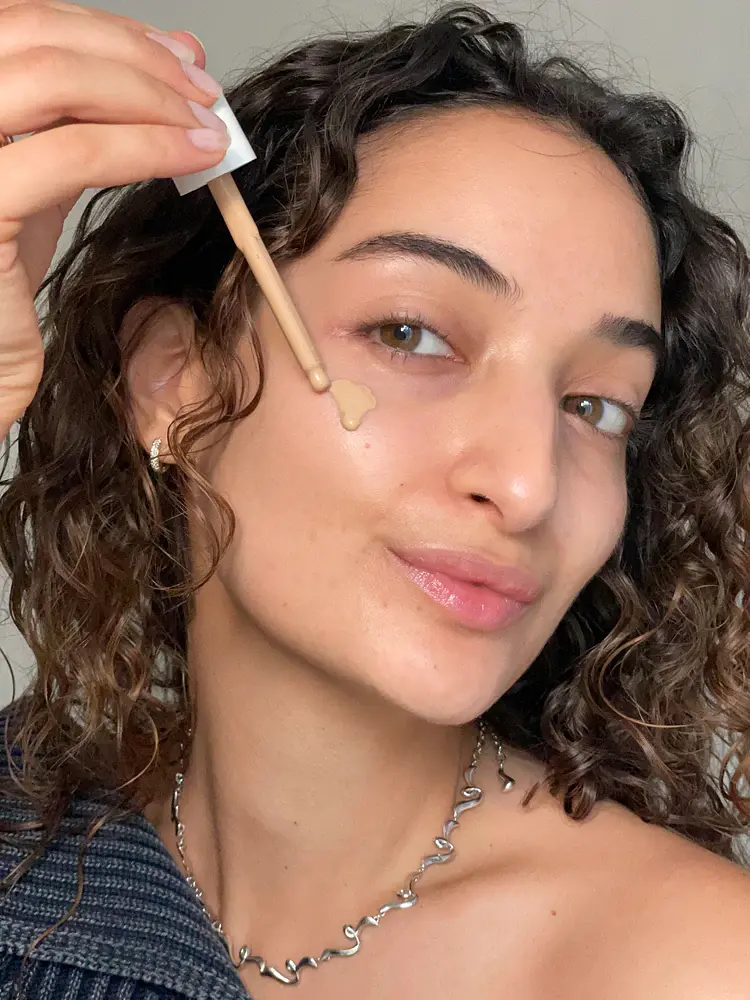 Сироватка-флюїд з тонуючим ефектом Lumene Invisible Illumination Instant Glow Beauty Serum відтінок Universal Light 30 мл - фото 4