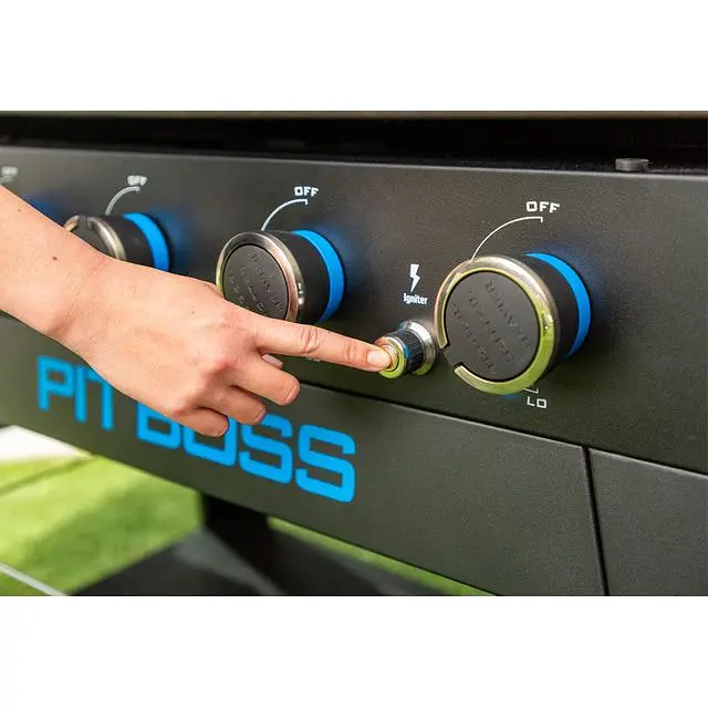 Портативный газовый гриль-планча Pit Boss Ultimate на 4 горелки, съемный, со столом (10813) - фото 9