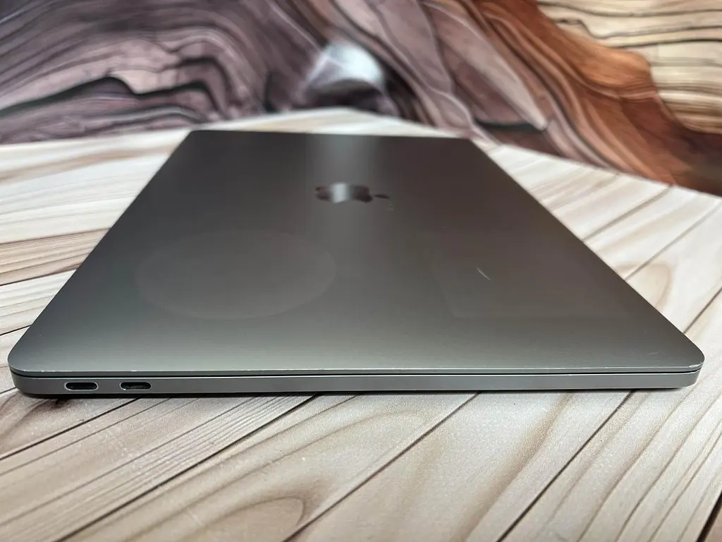 Ноутбук Apple MacBook Pro 13" 2017 A1708 i5-7360U/8/256 (C02VNDFYHV29) Б/в - фото 5