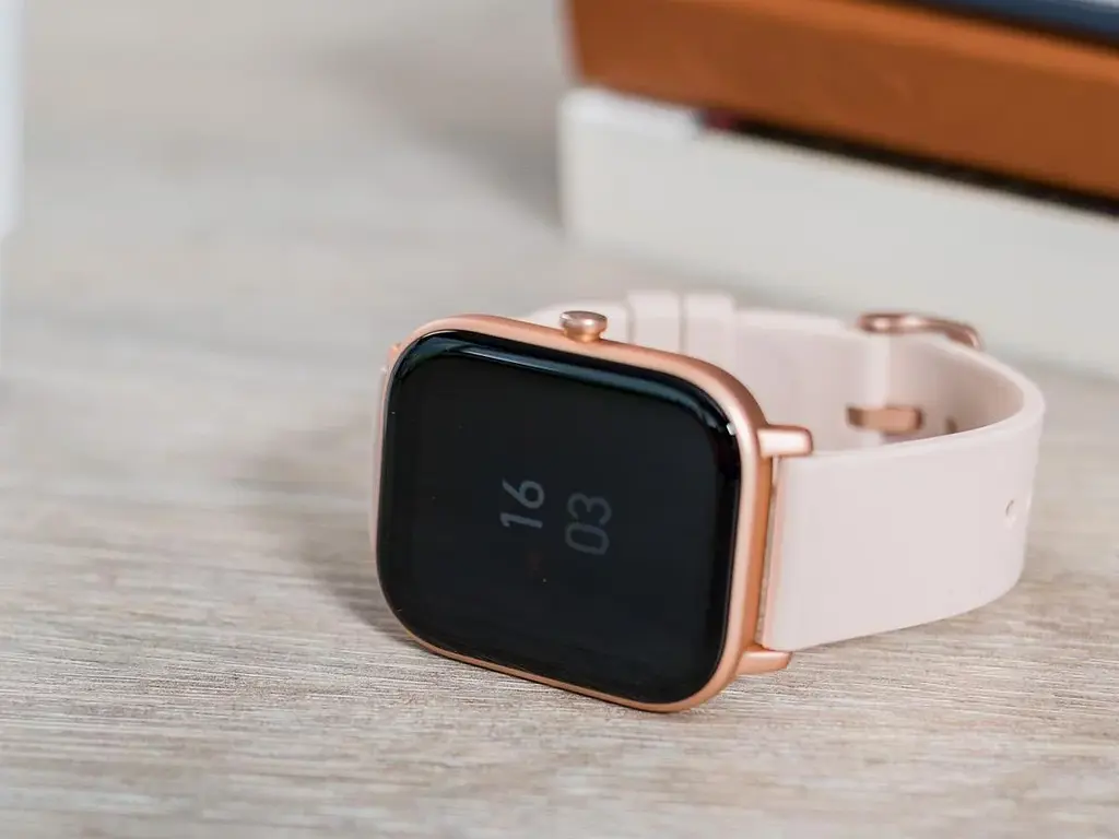 Смарт-часы Amazfit GTS Pink A1914 - фото 5