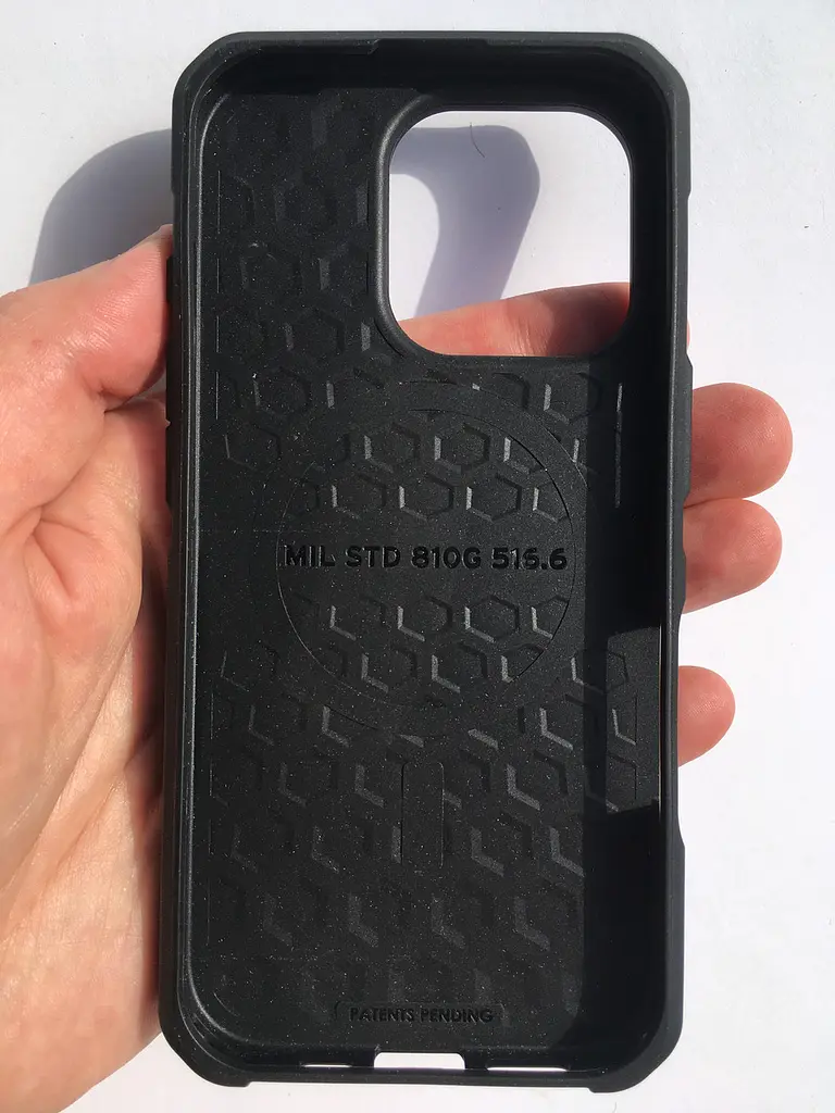 Оригінальний протиударний чохол UAG Metropolis LT MagSafe для iPhone 16 Pro Max (6.9") Camo Graphite 114453113234 - фото 8