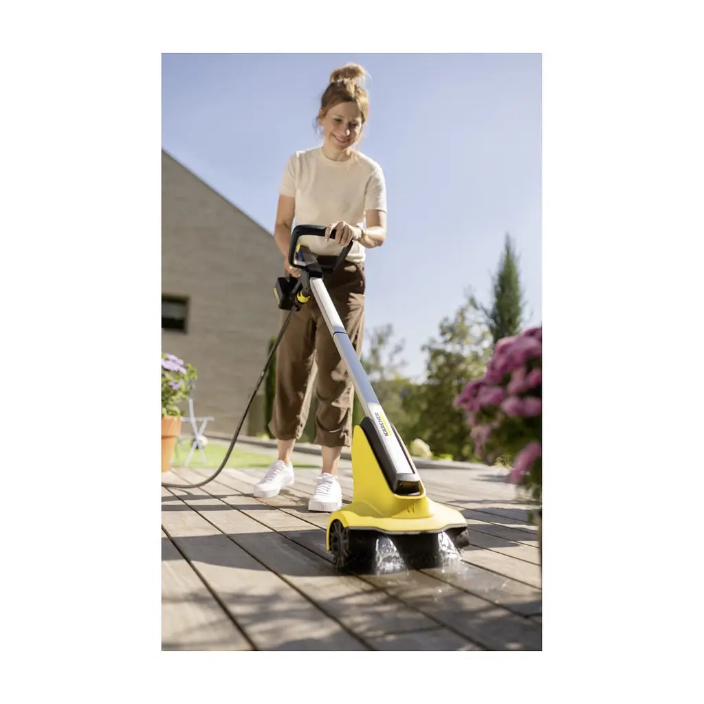 Підмітальна машина Karcher PCL 3-18, 18В, щітка 30см, подача води (без АКБ та ЗП) (1.644-010.0) - фото 8