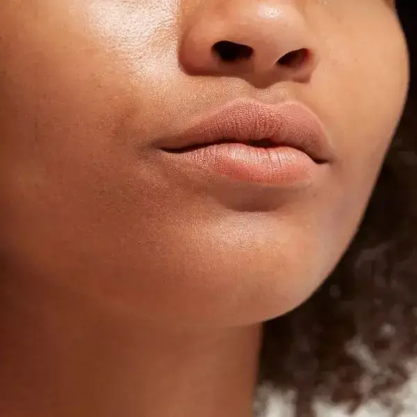 Помада для губ Gosh Luxury Nude Lips тон 001 Nudity 3.5 г - фото 5