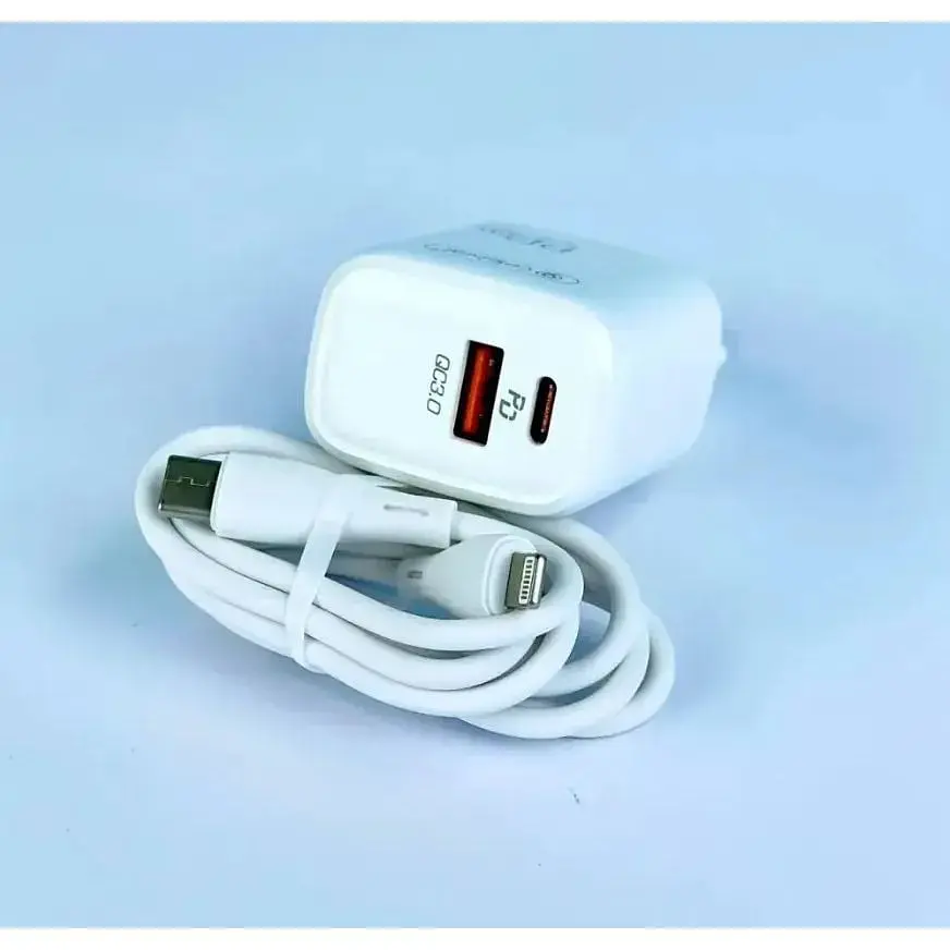 Зарядний пристрій Celebrat C-H3 Type C + USB QC3.0 20W Charger White + Lightning Cable - фото 3