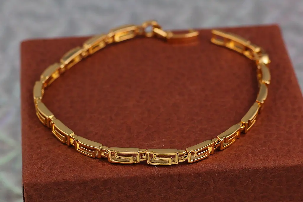 Браслет Xuping Jewelry Гера з грецьким візерунком 21 см 4 мм золотистий