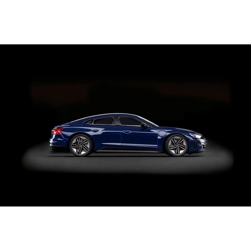 Збірна модель Revell Набір Автомобіль Audi e-tron GT рівень 2 масштаб 1:24, 71 деталь (RVL-67698) - фото 8