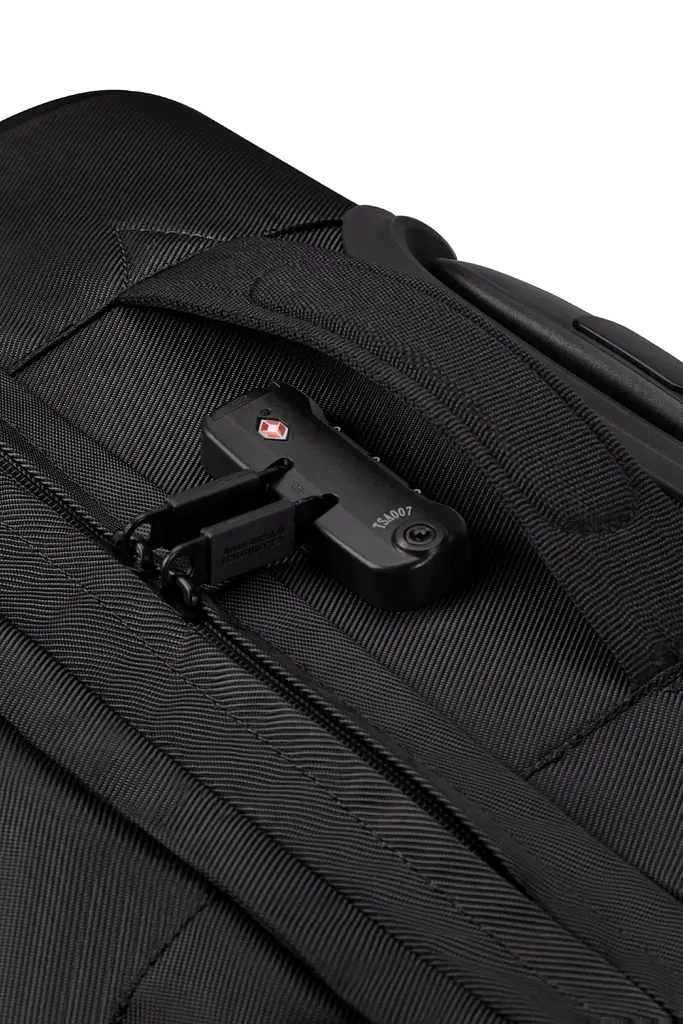 Сумка-Рюкзак На Колесах American Tourister URBAN TRACK BLACK 55x40x23 MD1*09007 - фото 8
