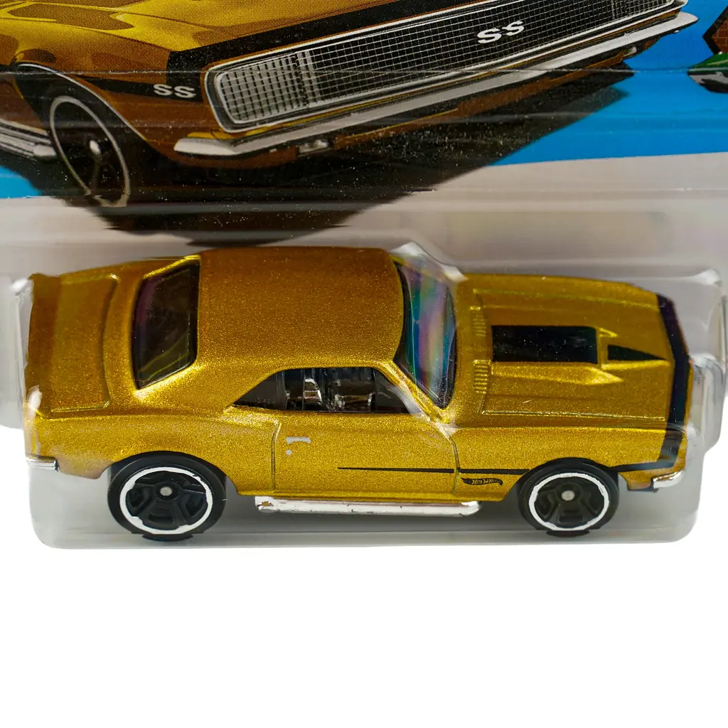 Базовая машинка Hot Wheels HW Dream Garage '67 Camaro золотистая (5785) JJJ26-N521 - фото 2