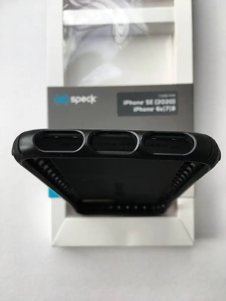 Протиударний чохол-бампер Speck Presidio Grip 117574-1050 для iPhone 6/6S/7/8/SE 2020/2022 Black - фото 10