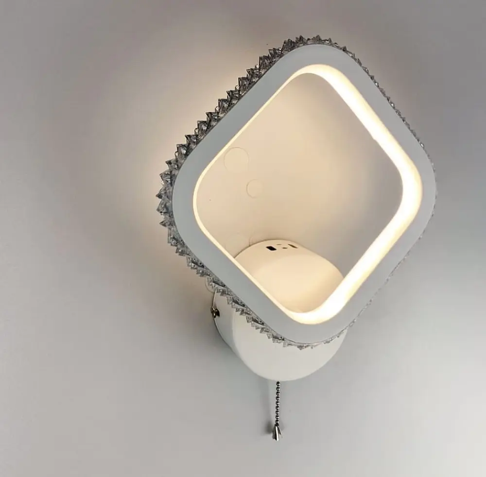 Сучасне LED бра Арт. 77073-1S WT Line F - фото 2
