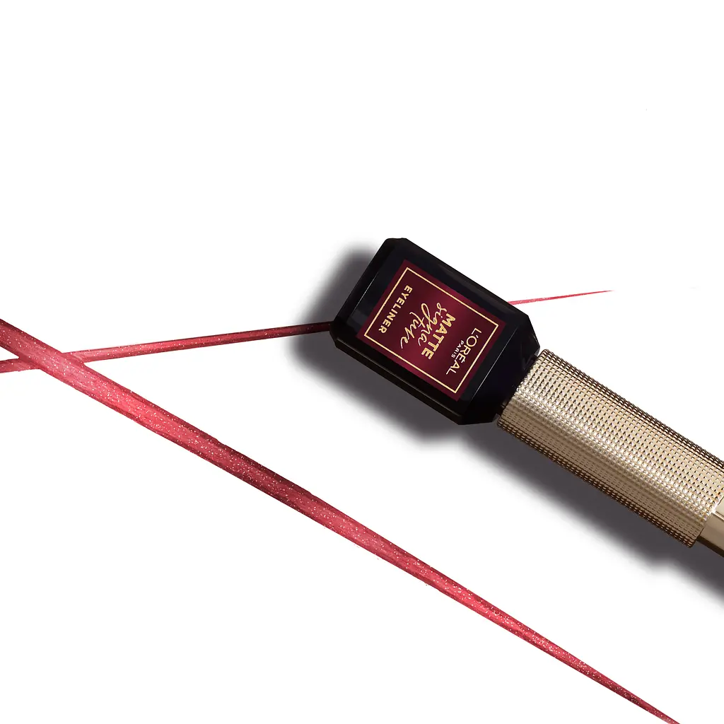 Матовая жидкая подводка для глаз L’Oréal Paris Matte Signature, тон Бургунди, 3 мл (А9886400) - фото 3