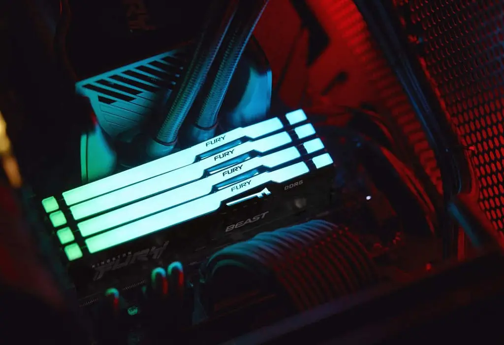 Оперативна пам'ять Kingston FURY 128 GB (4x32GB) DDR5 5200 MHz Beast Black RGB (KF552C40BBAK4-128) - фото 4