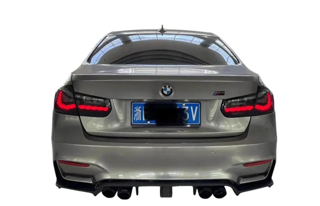 Емблема напис M для BMW чорна глянцева 70х27 мм пластик (на скотчі) - фото 3