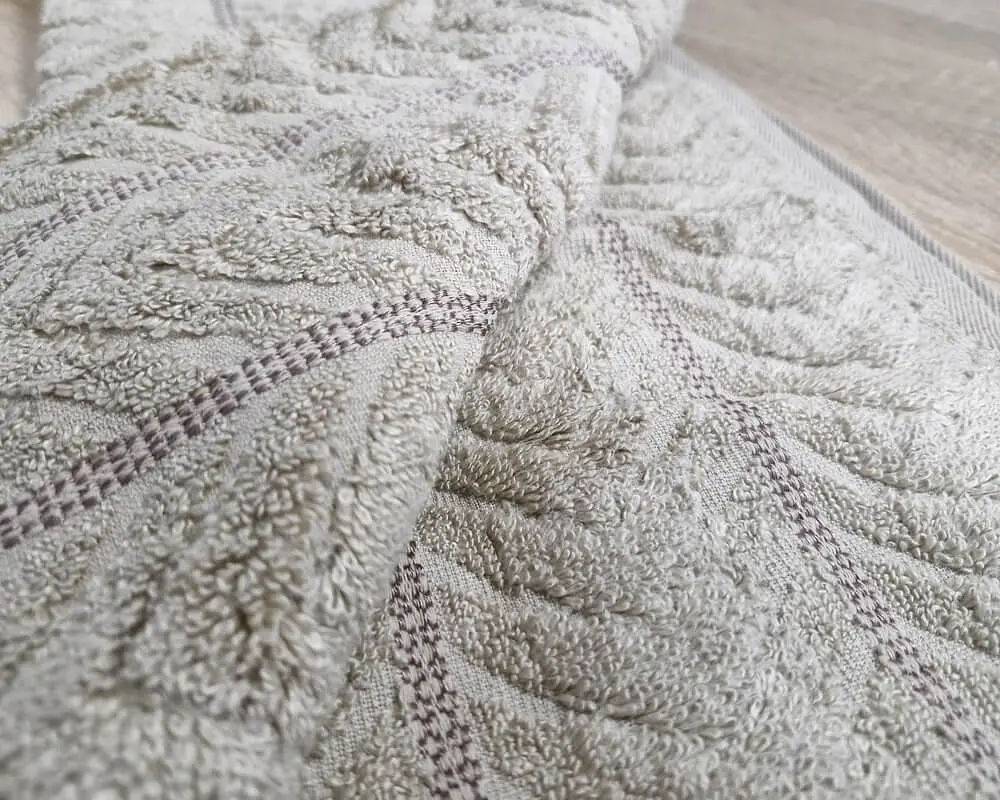 Набір турецьких махрових рушників Cestepe MicroCotton Premium 3 штуки 50x90 + 3 штуки 70х140 Multi 1 щільність 600 г/м2 - фото 11