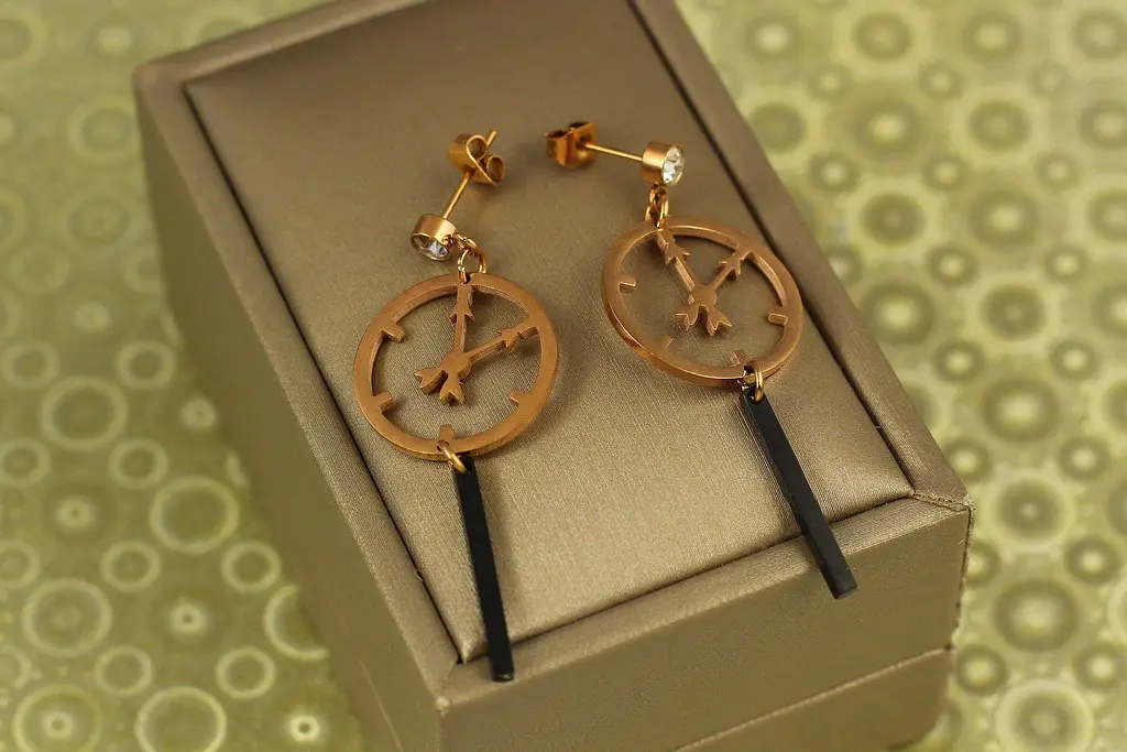 Сережки підвіски Xuping Jewelry годинник 5 см золотисті
