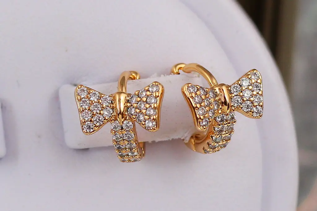 Сережки дитячі Xuping Jewelry бантики з косичкою 10 мм золотисті - фото 2