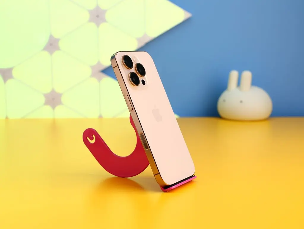 Смартфон Apple iPhone 16 Pro 256GB Desert Titanium (MYNK3) Б/У [173281] - фото 6
