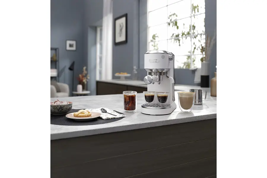 Кавоварка Delonghi EC 890.WI - фото 9