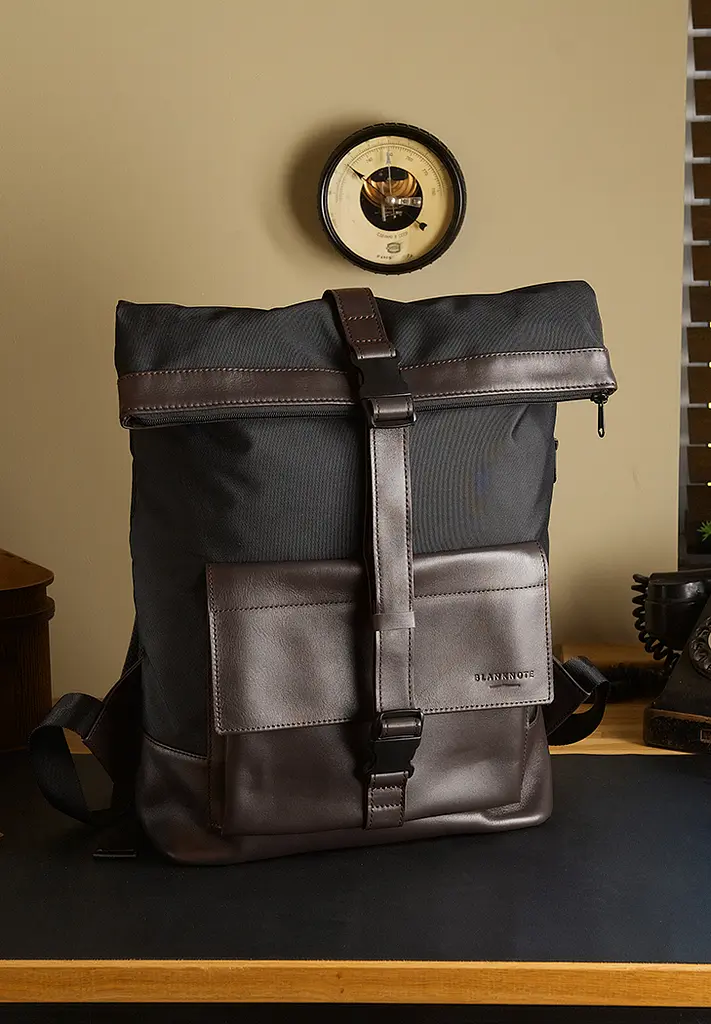 Рюкзак Urban чорний з коричневими вставками - фото 3