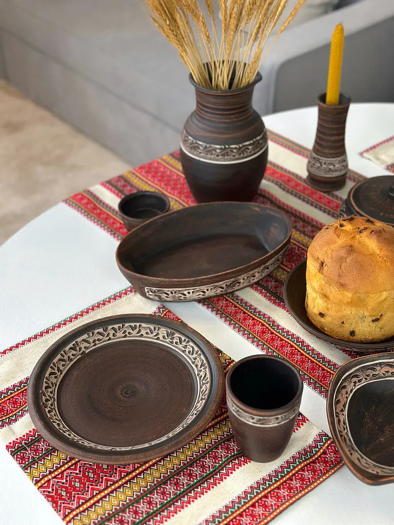 Пасхальний столовий сервіз керамічного (глиняного) посуду на 6 осіб Ангоб - фото 8