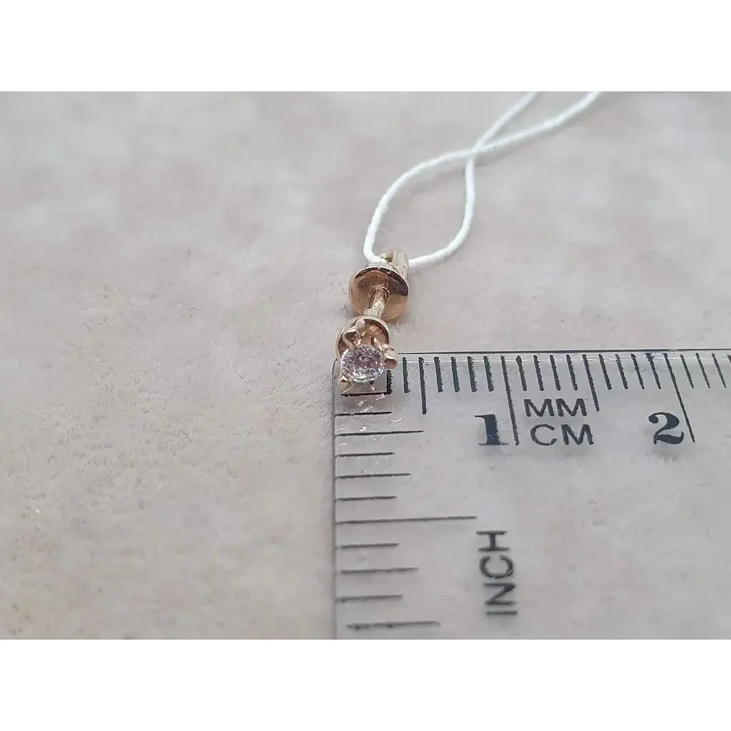 Золотая моносерьга-пуссета Гаразд с фианитом. 3533276/1 - фото 4