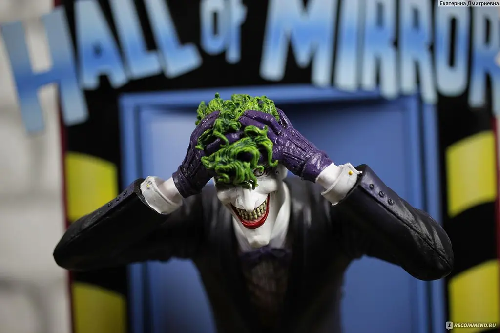 Фигурка Gallery Джокер ДС Joker DC Бэтмен Убийственная шутка Batman The Killing Joke 30см WST DC G J - фото 5