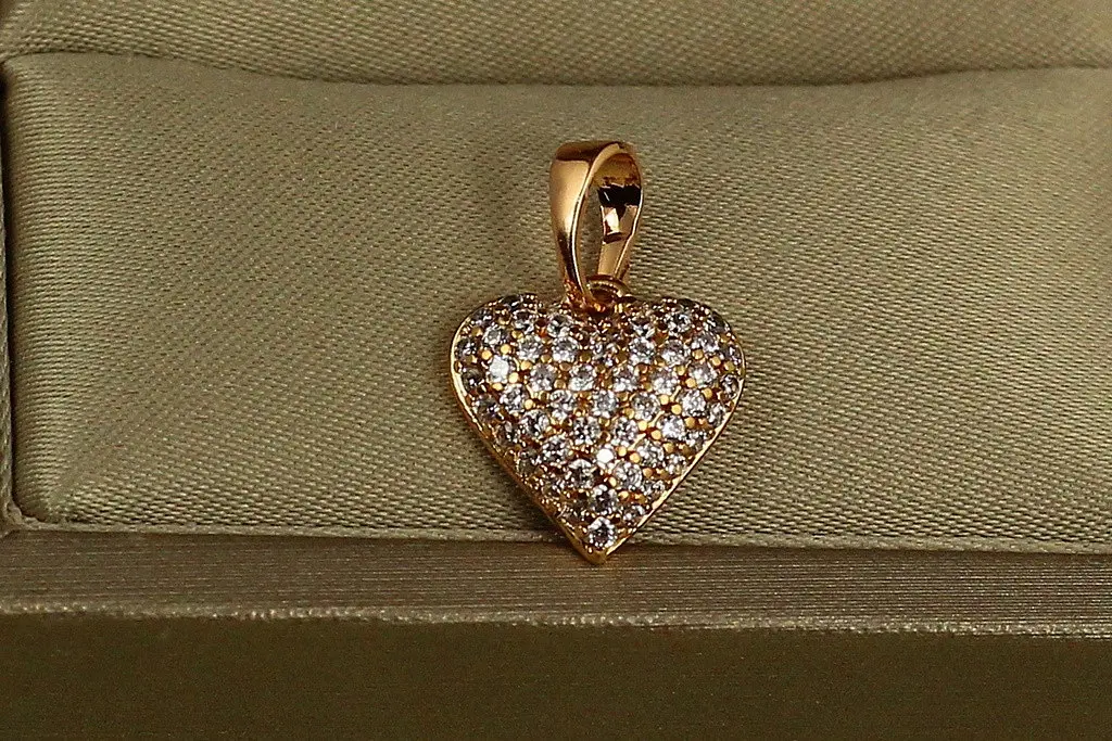 Кулон Xuping Jewelry серце з дрібними фіанітами 1,2 см золотистий