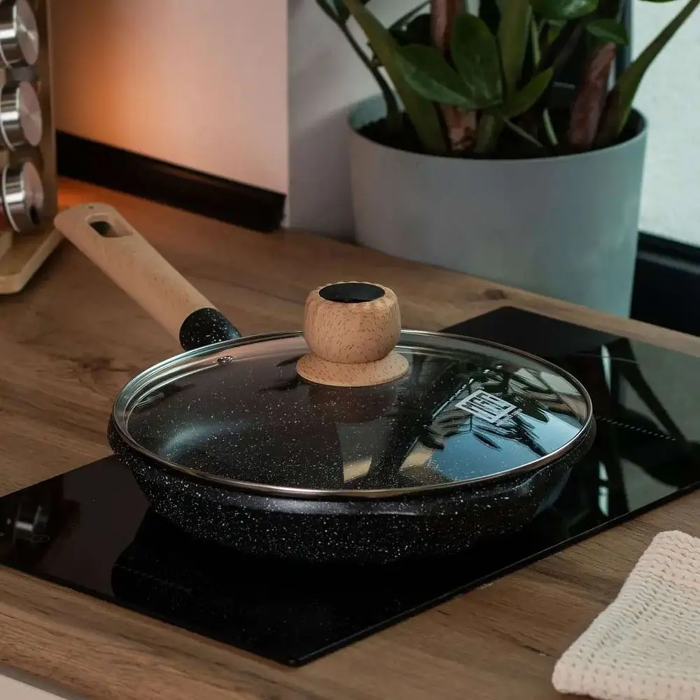 Сковорода з антипригарним мармуровим покриттям та кришкою 26 см, чорний MGC HP-4-424B - фото 2