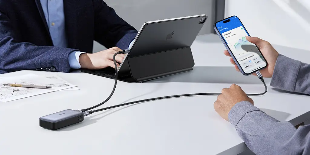 Внешний аккумулятор - скозная зарядка 2-сторонняя Ugreen PB501 10000mAh 30W Two-way белый - фото 4