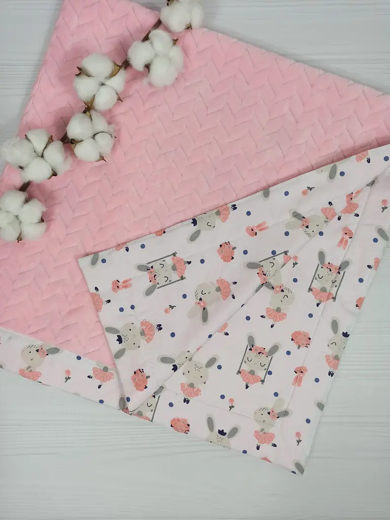 Плед дитячий плюшовий 97х97 a.l.babybox Зайчики на гойдалці Рожевий - фото 3