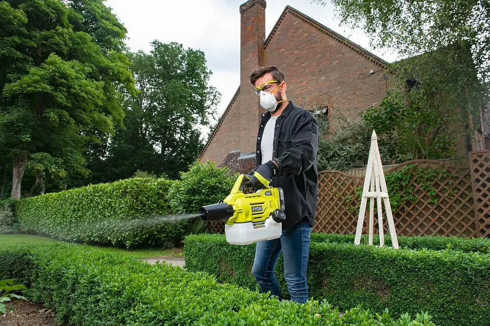 Опрыскиватель-распылитель Ryobi ONE+ RY18FGA-0 18В 2л без АКБ и ЗУ (5133004912) - фото 2