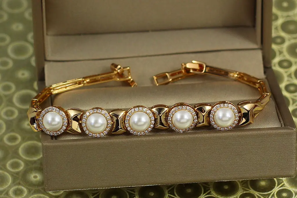 Браслет Xuping Jewelry П"ять перлин 19 см 9 мм золотистий