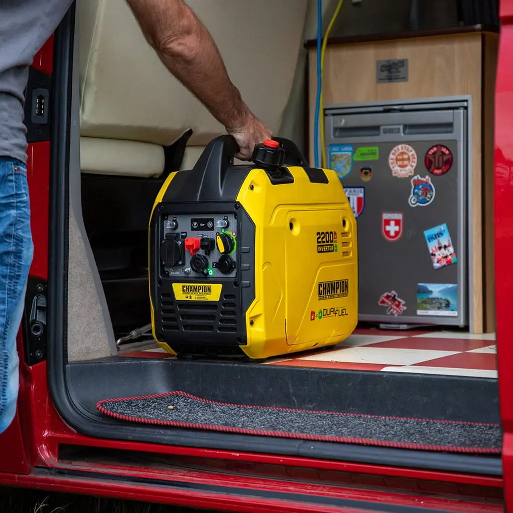 Инверторный газово-бензиновый генератор Champion 2200W LPG [92001i-DF-EU] [117537] - фото 11