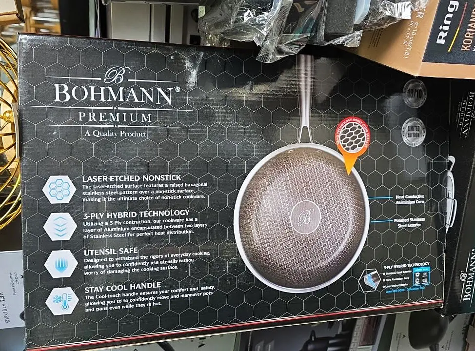 Профессиональная индукционная сковорода из нержавеющей стали Bohmann Premium BH-4000-28 диаметр 28 см с лазерной гравировкой соты - фото 10
