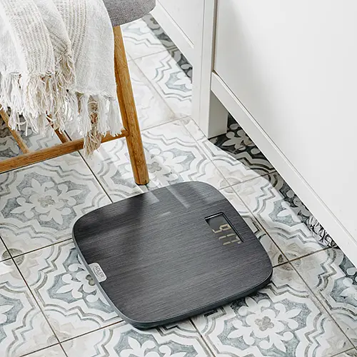 Электрические весы Adler AD 8192 до 180 кг точность 100 г большая платформа - фото 7