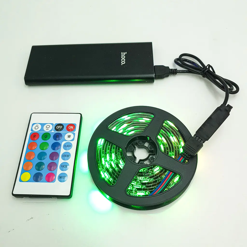 Стрічка світлодіодна RGB 5050 з пультом та Bluetooth управління з телефону від USB для фонового підсвічування телевізора картин у силіконі UKC 2метра - фото 4